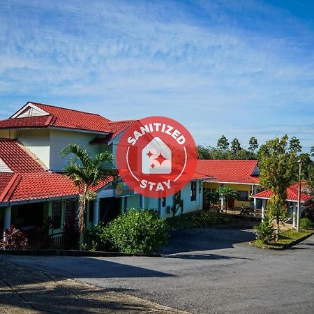 Terap Inn Kampong Raja Zewnętrze zdjęcie