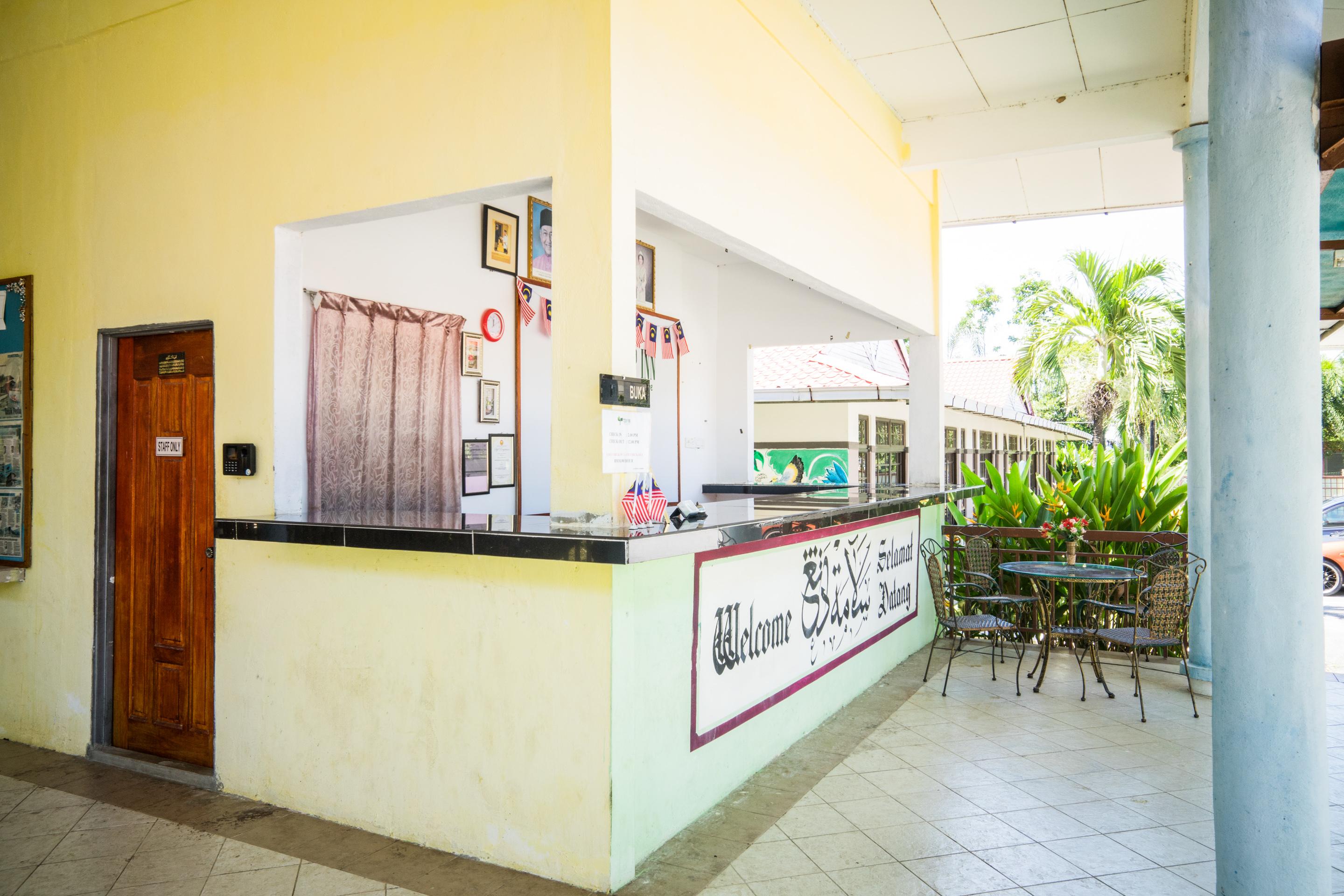Terap Inn Kampong Raja Zewnętrze zdjęcie
