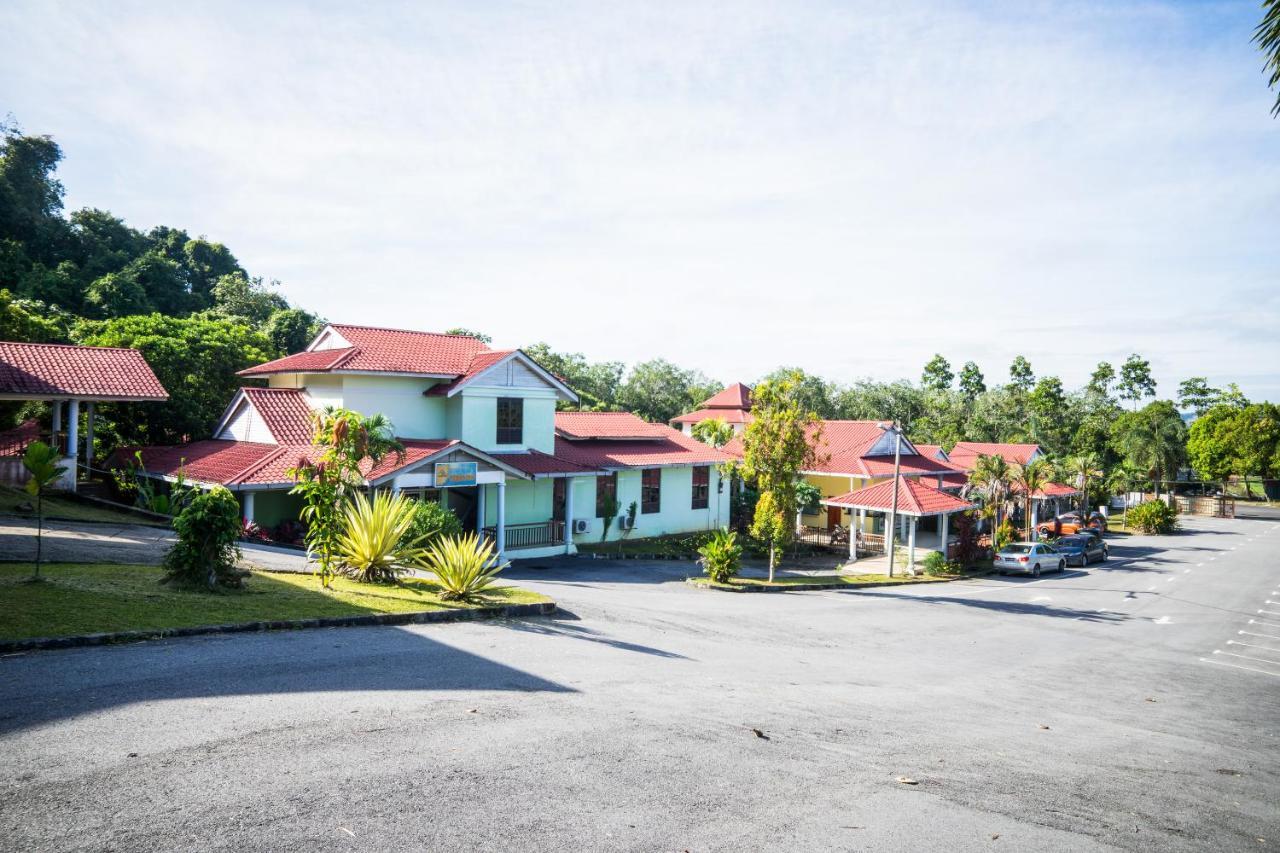 Terap Inn Kampong Raja Zewnętrze zdjęcie